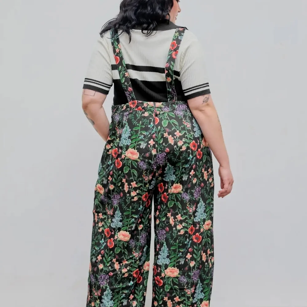 Cider Floral Retro CorduroyJumpsuit in Minty Green Plus 12/14 - Picture 7 of 7